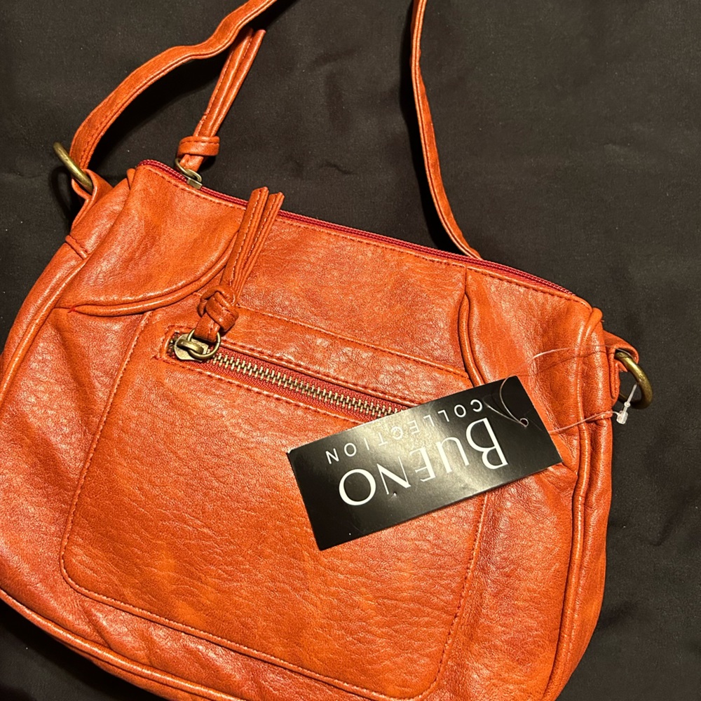 Bueno collection orange purse